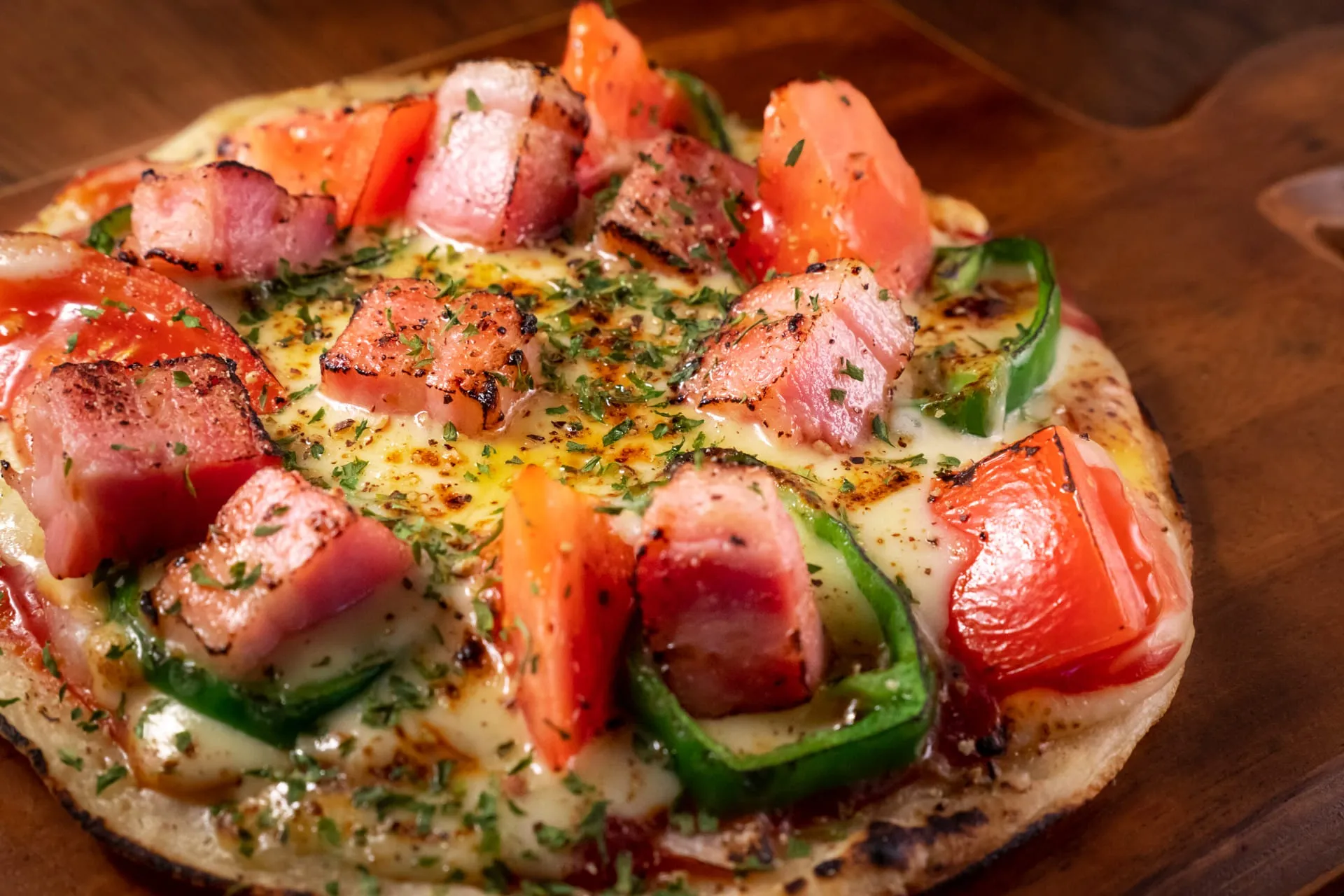 おつまみピザトマトチーズ